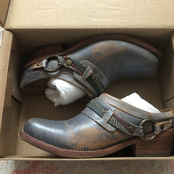 Triad Bed Stu leather mules clogs sleep on - Picture 1 of 9